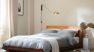 17 Best Platform Beds Of 2020 To Elevate Your Bedroom Style Architectural Digest Because our goal is to keep this diy bed frame easy to assemble and disassemble when we move, i design it so the bed slats and supporting 2×4 stringers. 17 best platform beds of 2020 to