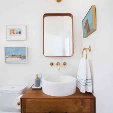 Like many people, i have wondered how to decorate a bathroom. 15 Bathrooms With Beautiful Wall Decor That Will Inspire A Refresh