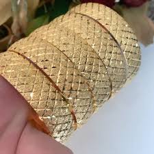 123 Begenme 3 Yorum Instagram Da Marylebone Bilezik Marylebone Bilezik En Ozel Altin Kaplama Bilezikler 2 Yi Cuff Bracelets Diamond Jewelry Jewelry