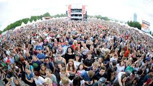 Unter dem motto # wieniezuvor freuen wir uns, heuer die, aus dem … more vorjahr bekannte # dif21 sommertour mit dem doppeldeckerbus ab 02. 36 Grunde Warum Das 36 Donauinselfest Toll Ist Oder Auch Nicht Kurier At