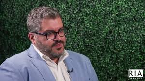 Danielle (Krawetz) Domzalski, CFA