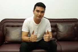 Aldi taher berseteru dengan deddy corbuzier, sebagai mantan istri juga sahabat, ini pesan dewi perssik. Aldi Taher Ingin Cepat Punya Anak Usai Menikah Dengan Salsabilih Kumparan Com