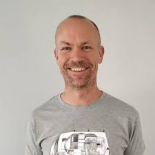 Gulliver's Travels (2010) Elevator Scene