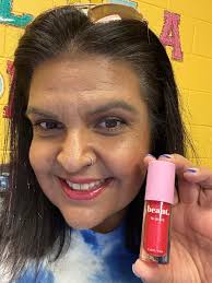Candy Kisses Lip Gloss Review and Recommendation