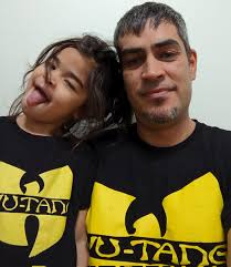 Stephanie Hernandez (@ImMsHernandez)