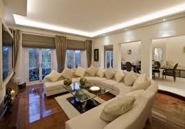 Rectangle Room Design Ideas For Bedroom Spacious Living Room With Beautiful White Sofa In Luxury Living Room Interior Decorating Living Room Big Living Rooms