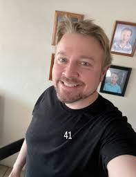 Today I celebrate a different kind of birthday. 5 years ago I choose to  change my life and make major changes for my mental and physical health. I  was given a second