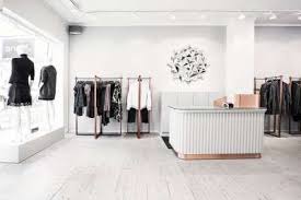 Pin By Blanc Florence On Deco Clothing Store Interior Fashion Shop Interior Furniture Boutique