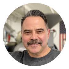 Kenneth Davids's Instagram, Twitter & Facebook