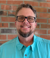 Mallory Leach's Instagram, Twitter & Facebook