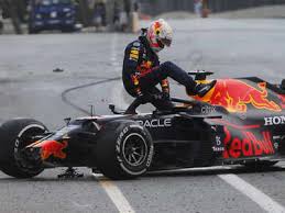 Jun 06, 2021 · max verstappen loses victory to a late puncture in a dramatic finish to the azerbaijan grand prix that also sees lewis hamilton throw away a chance to reclaim the championship lead. F1 Azerbaijan Gp Halted After Red Bull S Verstappen Crashes Racing News Times Of India