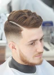 Taglio capelli uomo che mi avete chiesto in molti sfumatura medio corto (no skin fade) non a pelle. Taglio Capelli Sfumatura Simil Line Uomo Foto2 Puroartpuroart