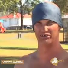 Do you remember the 'Nek Minnit' guy? 🤣