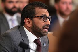 FBI Recruiting Soars As Patel Takes Control http://dlvr.it/TJwLG8