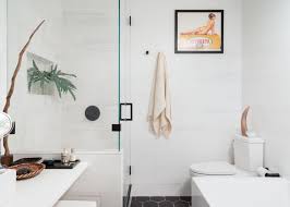 The surface like a mirror adds gloss to the tile, enhances the brightness of the space, and makes the room light brighter. Black And White Marble Floor Bathroom Ideas Photos Houzz