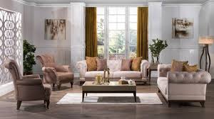 Köşe takımları eski zamanlarda, sadece oturma odalarında tercih edilen ve evin salon bölgesine yakışmayacağı ve yeterli olmayacağı düşünülen koltuk modelleriydi. Bellona Misafir Odasi Koltuk Takimlari Luks Elantra Salon Taka Ma Bellona Mersin YeniaÃ¿ehir Ikea Oturma Odasi Mobilya Fikirleri Oturma Odasi Fikirleri