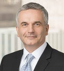 Lawrence Ketchum's Instagram, Twitter & Facebook