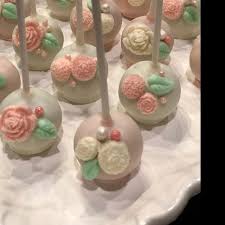 It makes 20 pops at a time, which is handy if you're making cake pops for the masses. C T Added A Photo Of Their Purchase Gorgeous Cake Pops Made Using The Flower Cabochon Mold At Whysperfairy Com Cake Pops Gorgeous Cakes Cake