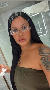 My 57th great granddaughter Alaighnaur Khaleeinerz wanted to say Hi!