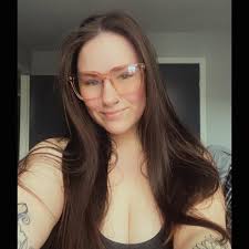 Hey everyone how do y'all keep your lettuce fresh longer? TIA