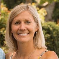 Rachel Penn's Instagram, Twitter & Facebook