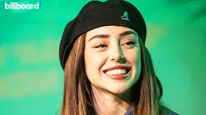 El Star Q&A con Nicki Nicole