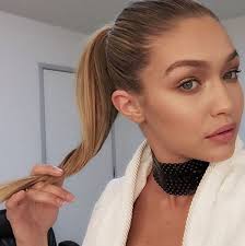Lately i've been loving how easy this look is. Gigi Hadid S Ponytail Hairstyle How To Copy Her Easy Slicked Back Look Hollywood Life
