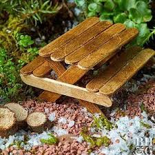 Gardening Crafts Make An Adorable Fairy Garden Out Of A Broken Pot How To Make A Tiny Picn Fairy Garden Crafts Indoor Fairy Gardens Fairy Garden Furniture