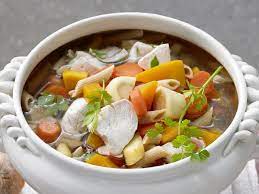 Huhnersuppe Nach Grossmutters Art Rezept Huhnersuppe Rezept Huhnersuppe Rezepte