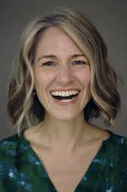 Jennifer Woodward's Instagram, Twitter & Facebook