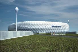 Maybe you would like to learn more about one of these? Allianz Arena In Munchen Illuminiertes Schlauchboot