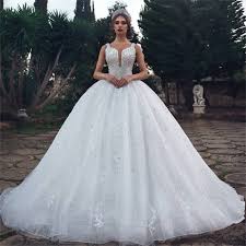 Maybe you would like to learn more about one of these? Modern Brautkleid A Linie Weisses Hochzeitskleid Gunstig Online A Linie Brautkleider Brautkleider Brautkleider Abiballkleider Abendkleider Babyonlinedress De