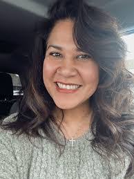 Alex Roessler's Instagram, Twitter & Facebook