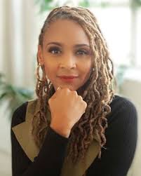 PRESENTS IN PARTNERSHIP WITH