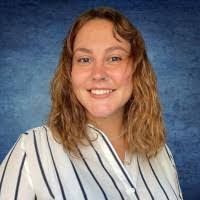 Sara Purvis's Instagram, Twitter & Facebook