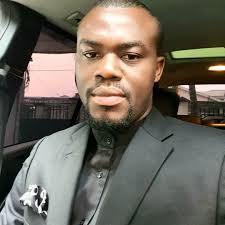 Anybody dating this man? He's very attentive but sometimes I feel he's not  being truthful. Any tea?!?