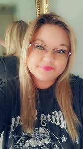 Pic from when I was about 5 stone lighter but still would like to know if  my doppelganger is out there 😅