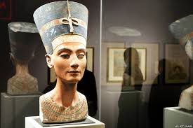 Royal burial ground at frogmore house. Nefertiti Was Buried Inside King Tut S Tomb Bbc News