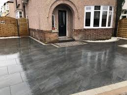 Tilesbay.com has brought to you a strapping series of driveway and walkway tiles that apart from providing firmness and durability to your driveways, pathways and walkways. Landscaping Liverpool Driveways Paving Garden Design Landscaping Liverpool Inspirelandscaping Com