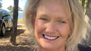 Fundraiser by Hanna Smith : Gloria Helm