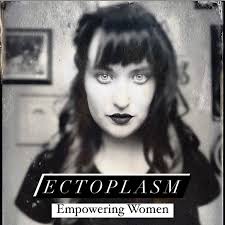 The Feminine Macabre (@the.feminine.macabre) · Instagram 照片和视频