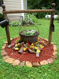 Gartendeko Ideen Kreative Gartenideen Garten Pflanzen Backyard Garden Garden Decor Flower Bed Designs
