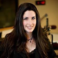 Heather Cohen's Instagram, Twitter & Facebook