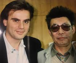 Antonio Dubatovka playing his Muramatsu SR