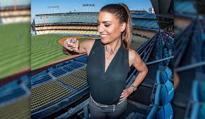 Find the perfect sabrina fox stock photos and editorial news pictures from getty images. Die Heissesten Reporterinnen Der Mlb Seite 1