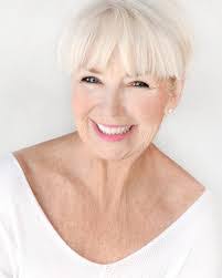 Vickie Pucci's Instagram, Twitter & Facebook