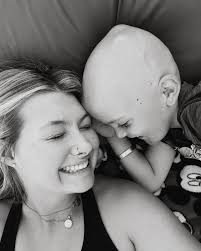 K A Y L E E N ✨💛