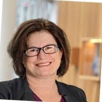 Rowena Butler's Instagram, Twitter & Facebook