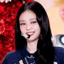 Jennie Mantra Blackpink GIF