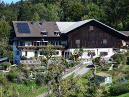 Sie möchten ein haus kaufen in roth? Ferienwohnung Am Pfander Lochau Frau Luzia Roth